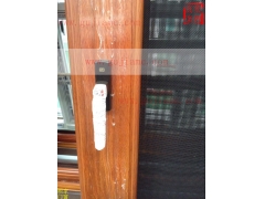 �S��˹�ؔ����X80ϵ�н����W(w��ng)һ�w